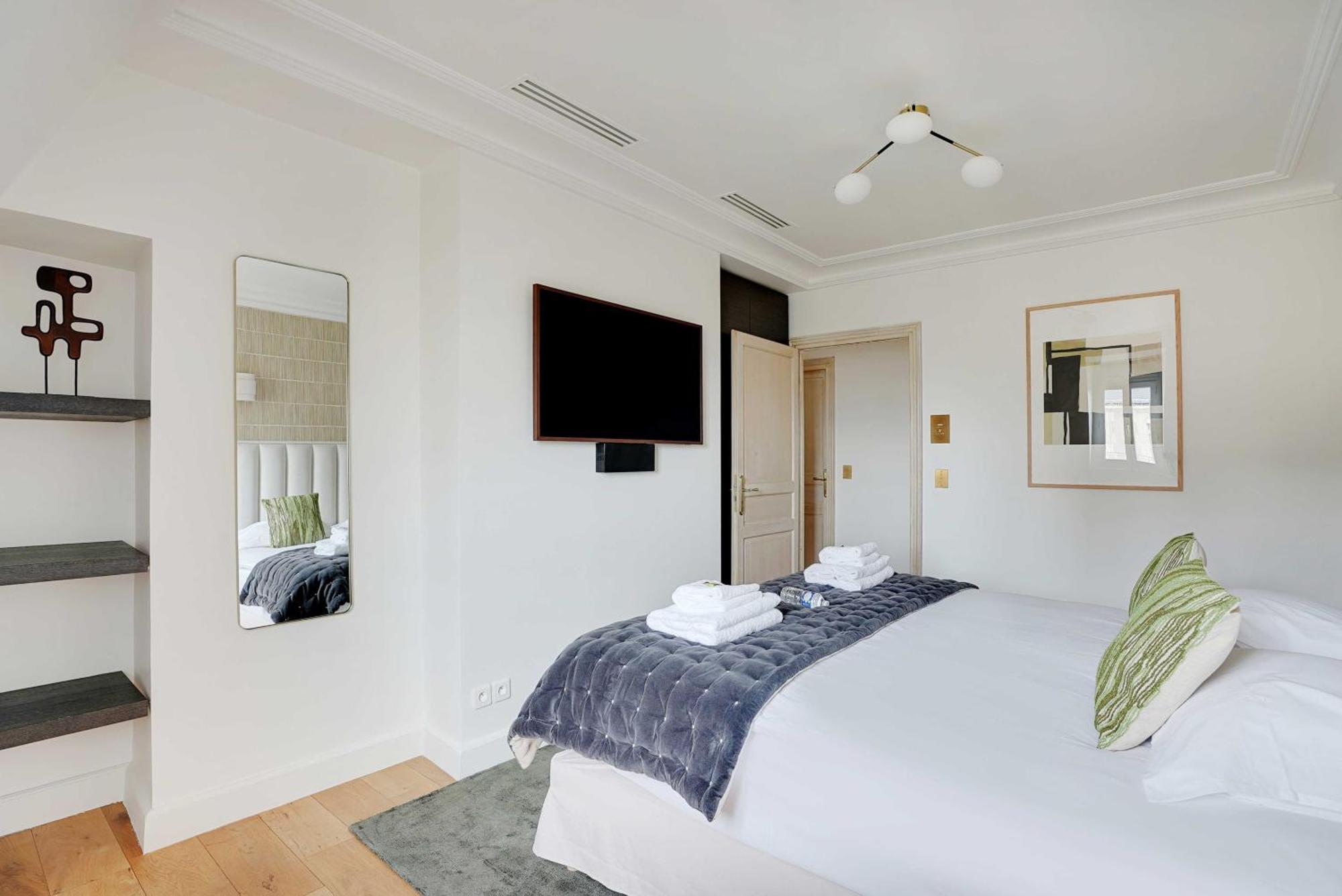 Sumptuous - 4ch-8p - Champs Elyseees Appartement *